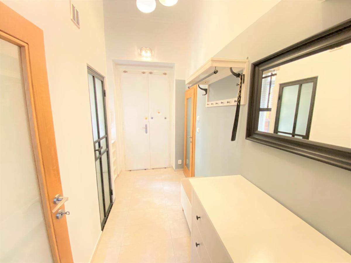 Black Eagle Apartments Prague Luaran gambar