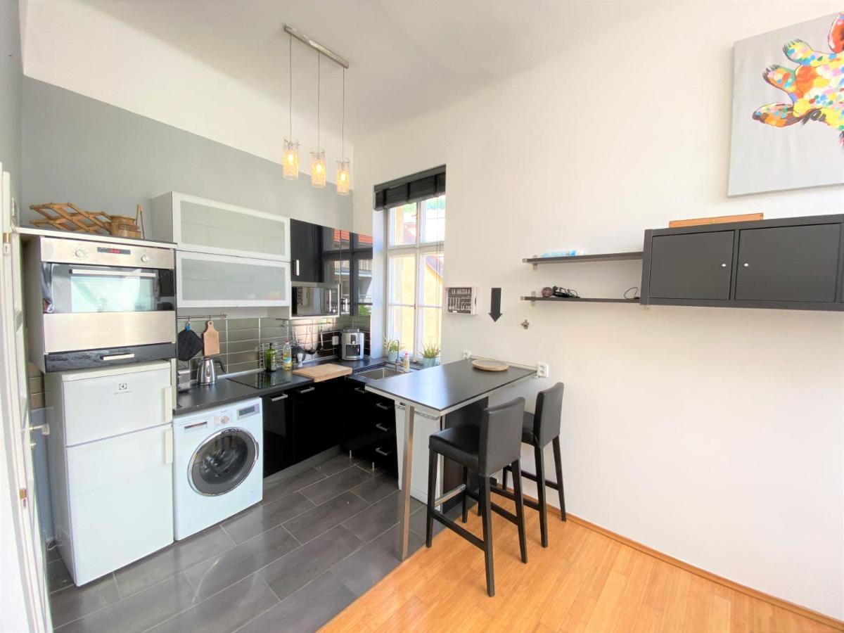 Black Eagle Apartments Prague Luaran gambar